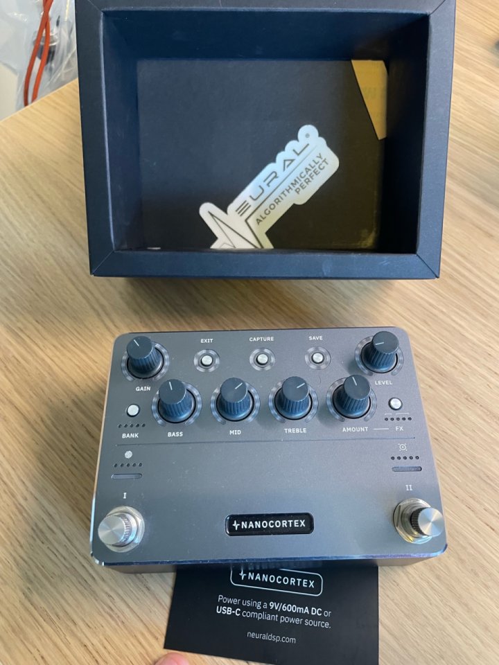 Neural Nano cortex de segunda mano · Foto 2 de 7 · Madrid · 375 €