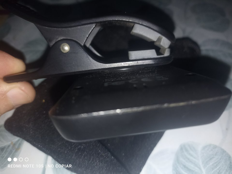 Afinador electrónico para batería Tune-Bot.