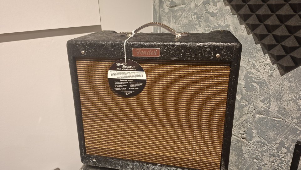 OPORTUNIDAD Blues Junior 30 Anv.. de segunda mano · Foto 4 de 4 · Murcia · 790 €
