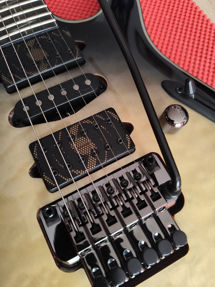 Ibanez Jiva 10 DSB - Signature Nita Strauss (NUEVA) de segunda mano · Foto 7 de 10 · Guadalajara · 1100 €