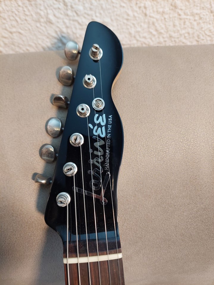 Larrivee baker-t classic boutique impecable