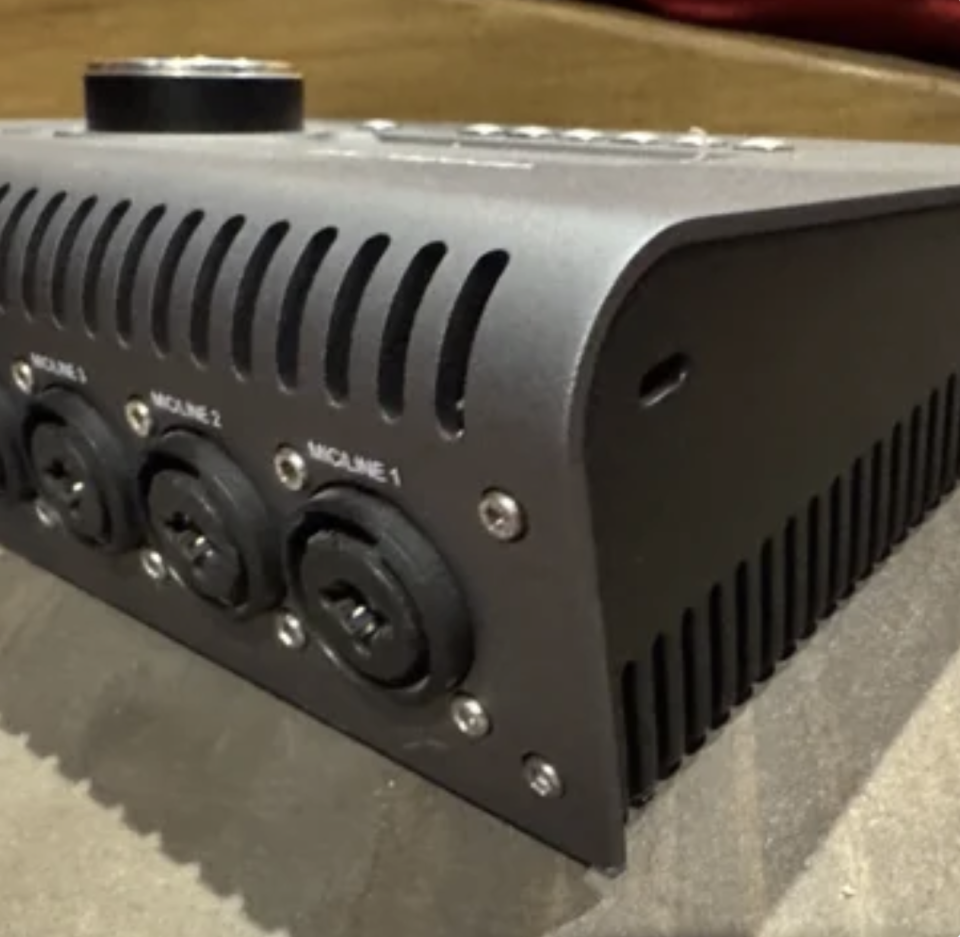 Universal Audio Apollo x4