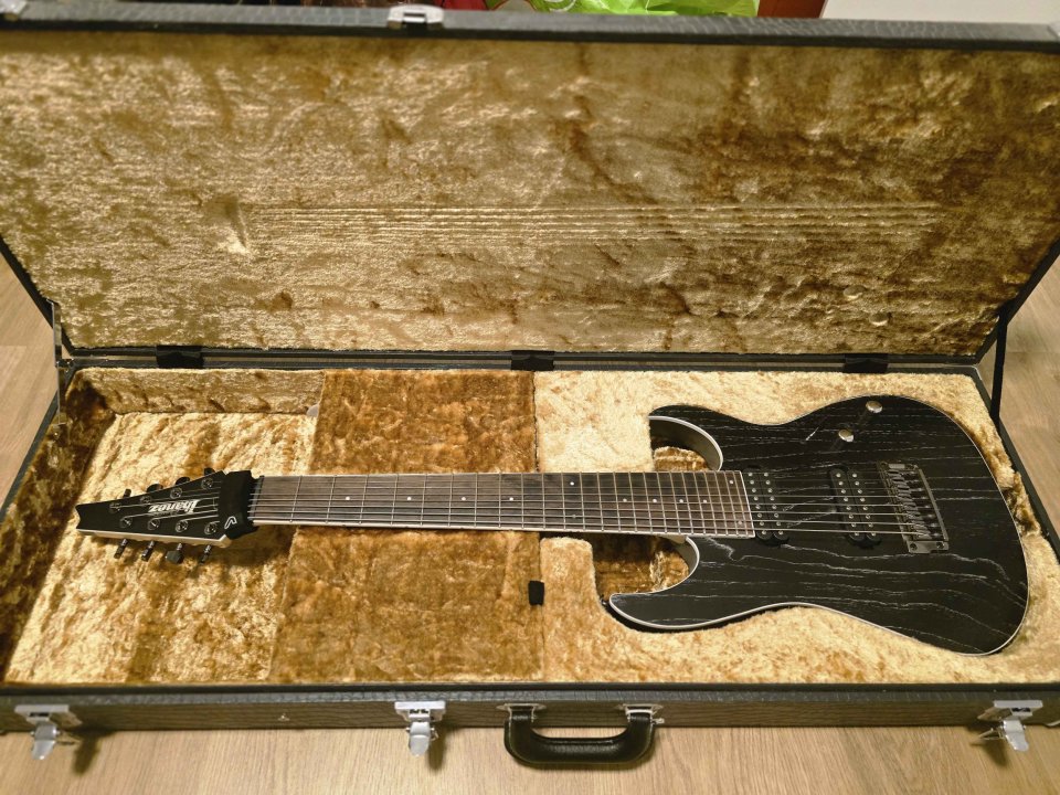 Ibanez RG5328 LDK de segunda mano · Foto 1 de 6 · Navarra · 1450 €