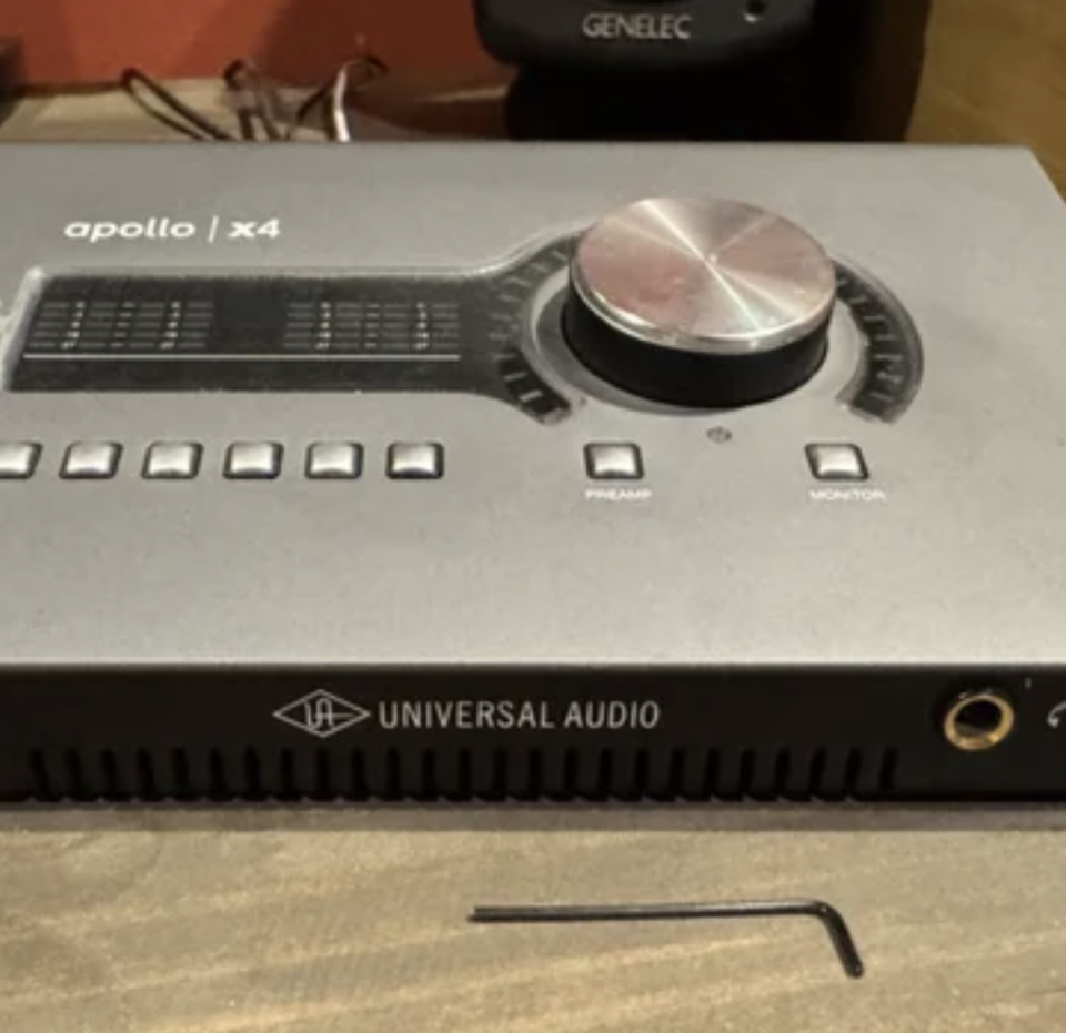 Universal Audio Apollo x4