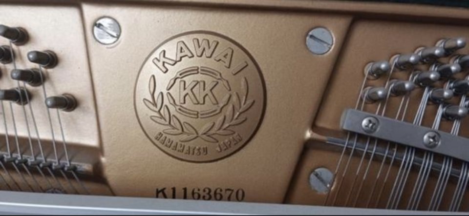 Piano Acústico Kawai