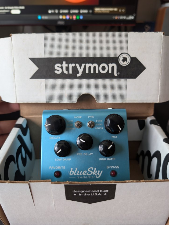 LOTE DE PEDALES: Strymon, Pigtronix, EHX y Fuchs