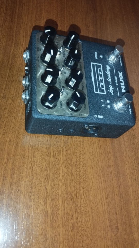 Previo guitarra Nux Amp Academy