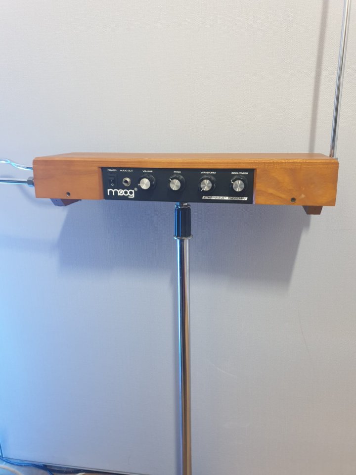 Theremin Moog Etherwave