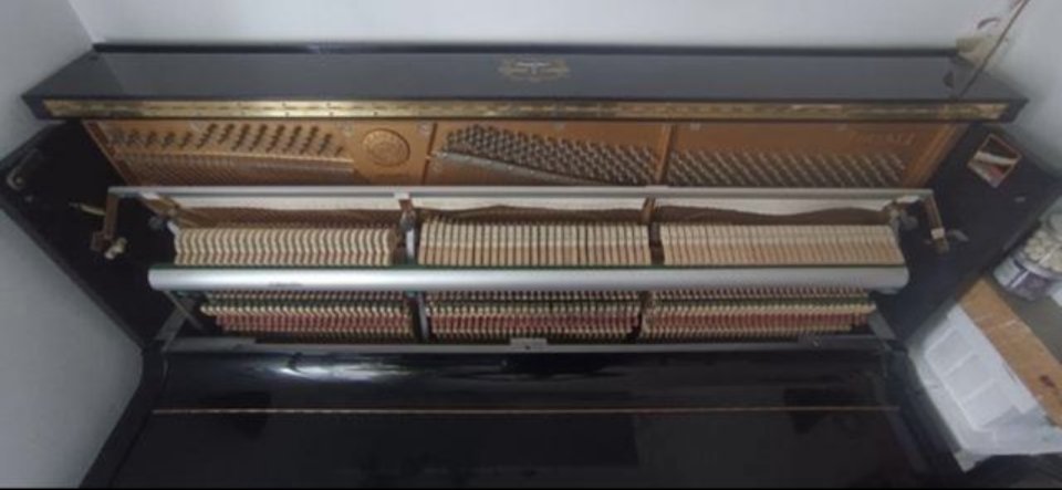 Piano Acústico Kawai