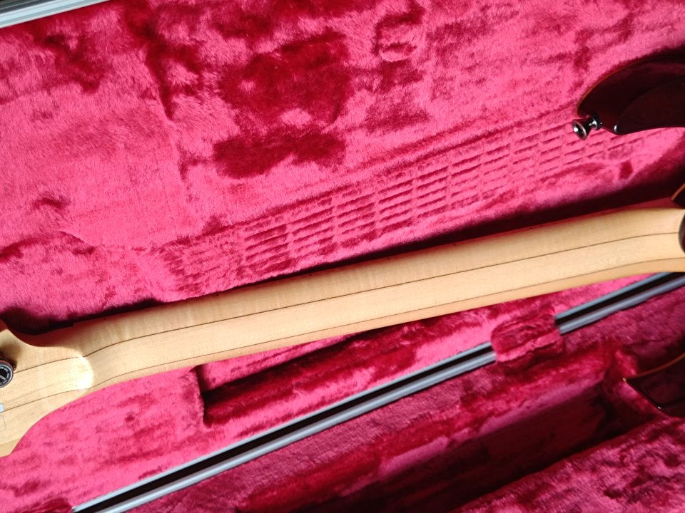Ibanez RG8570Z J.Custom de segunda mano · Foto 3 de 4 · Tarragona