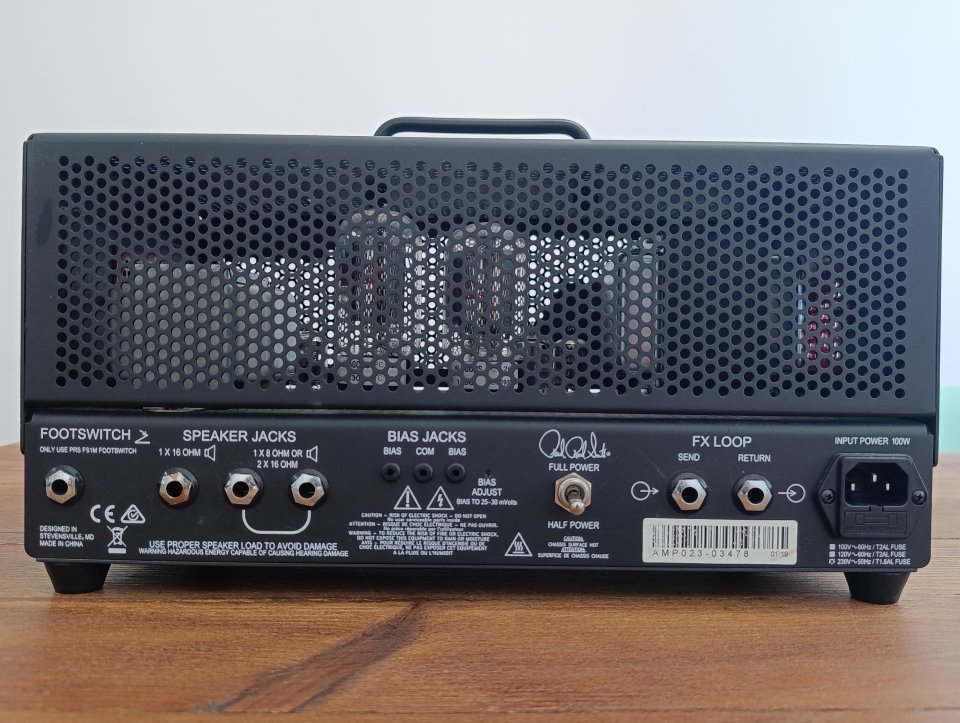 Amplificador PRS MT15 de segunda mano · Foto 3 de 4 · Valencia · 380 €