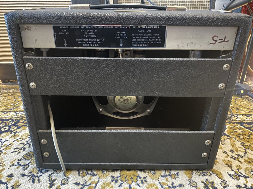 Fender Champ Silverface 1978 (VIDEO) de segunda mano · Foto 5 de 5 · Madrid · 1050 €