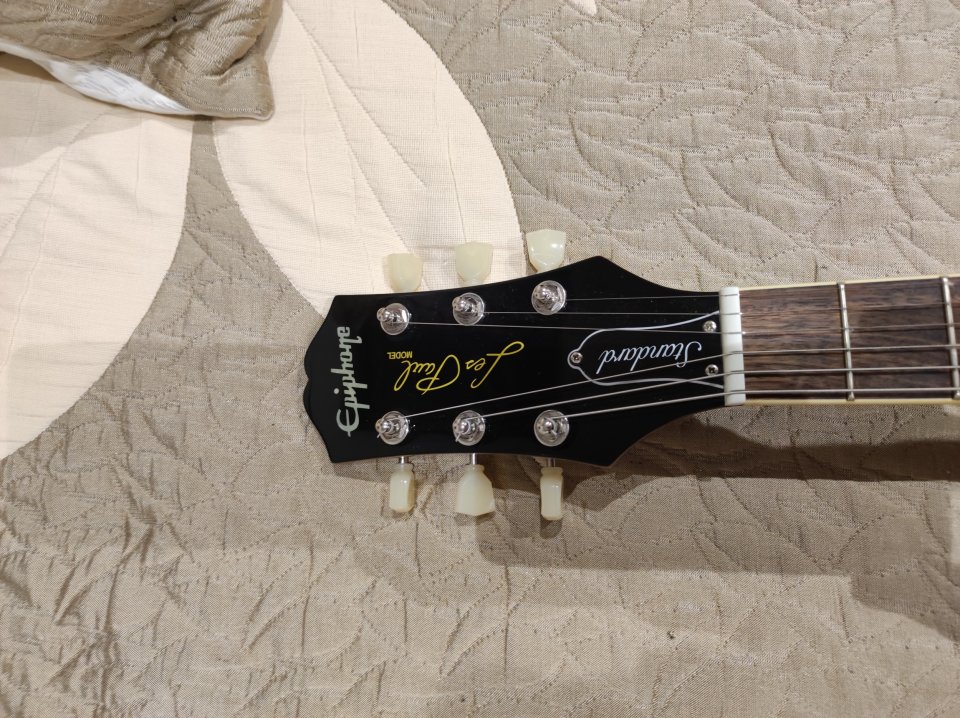 Epiphone les paul gol top.