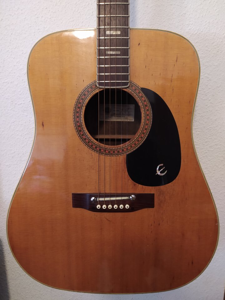 Guitarra acústica Epiphone Japan