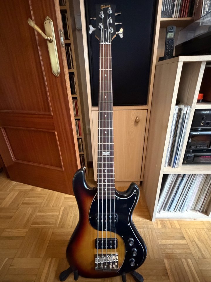Bajo Gibson EB 5 Firebust 2013 (envío peninsula incluido). de segunda mano · Foto 2 de 8 · Zamora · 750 €