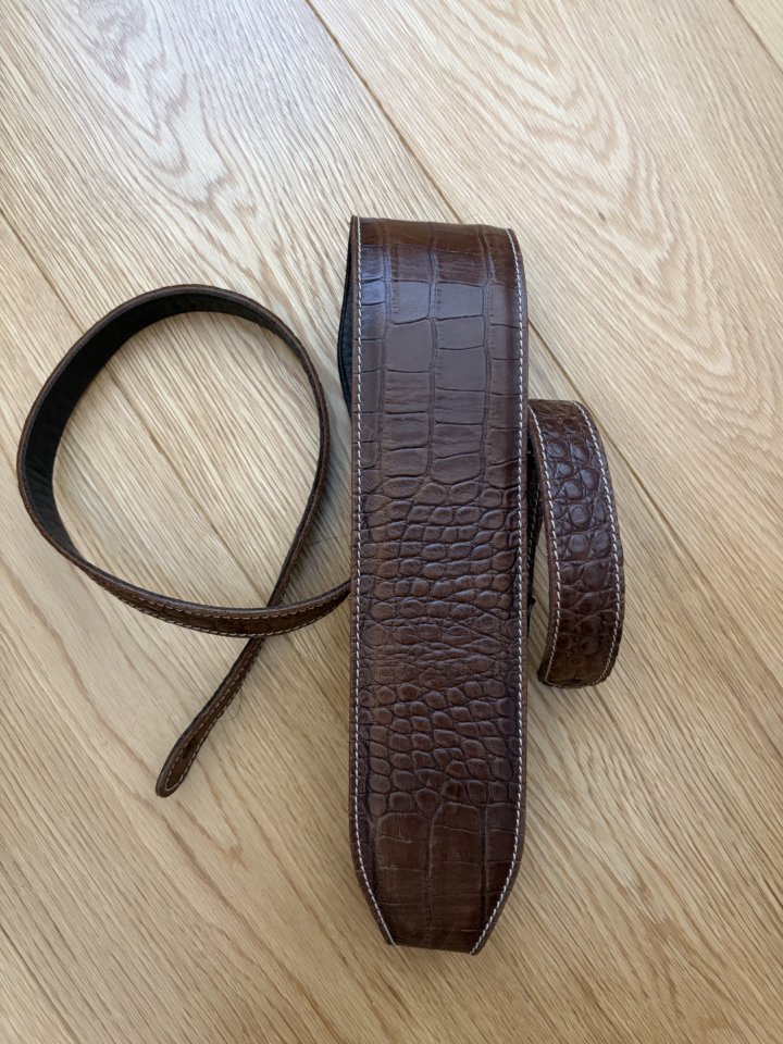 Correas (Bluebell, Fender, Gibson, Levy) de segunda mano · Foto 4 de 7 · Alicante · 777 €