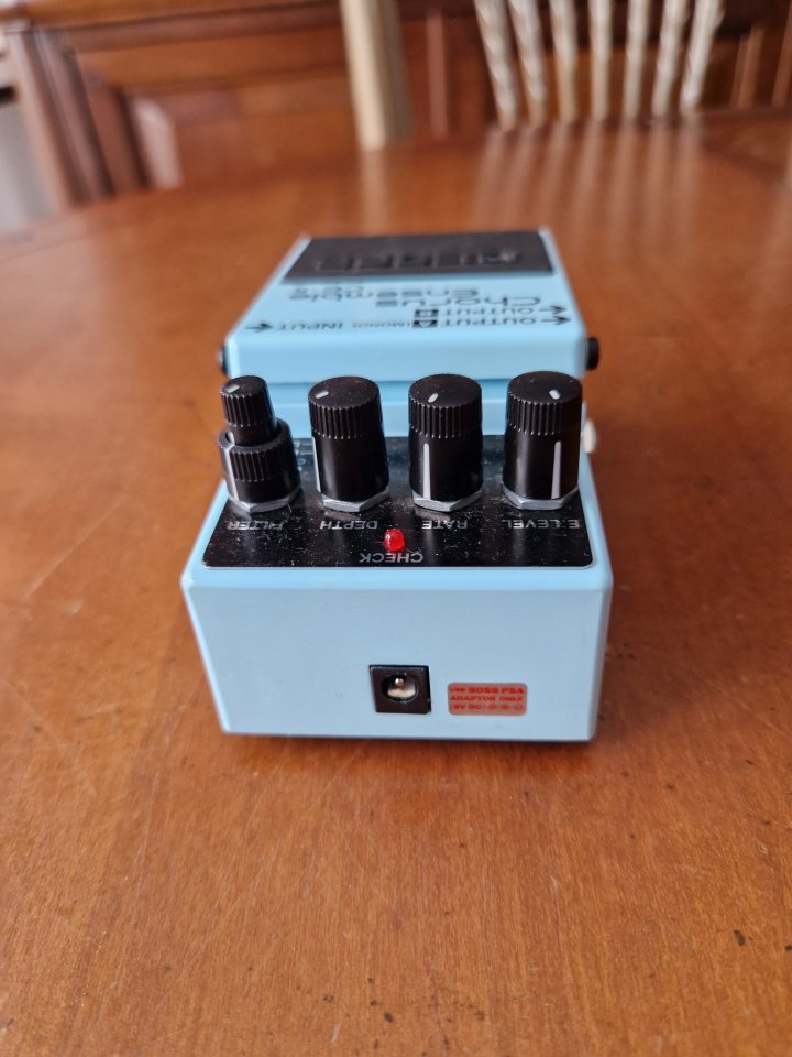 Boss CE-5 Chorus Ensemble de segunda mano · Foto 4 de 6 · Bizkaia · 65 €