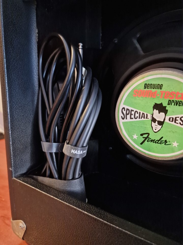 Fender FM212R revisado