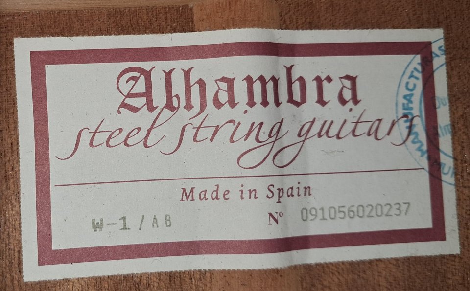 Guitarra Acústica ALHAMBRA W-1 AB de segunda mano · Foto 5 de 7 · Barcelona · 800 €