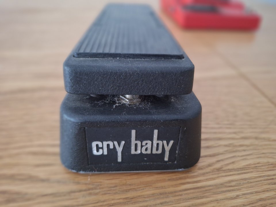 Dunlop Crybaby GCB95 Wah True Bypass Mod de segunda mano · Foto 2 de 4 · Cádiz · 60 €