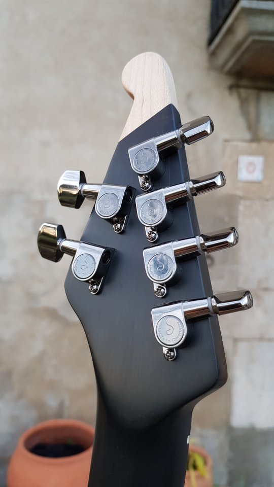 Weise Hugel Guayacan 2017 maple + wengué