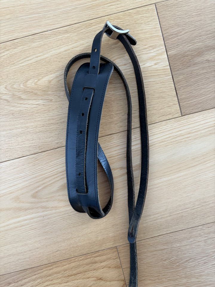 Correas (Bluebell, Fender, Gibson, Levy) de segunda mano · Foto 6 de 7 · Alicante · 777 €