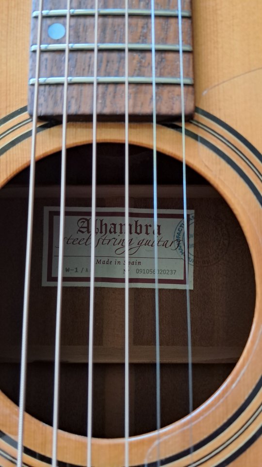 Guitarra Acústica ALHAMBRA W-1 AB de segunda mano · Foto 7 de 7 · Barcelona · 800 €