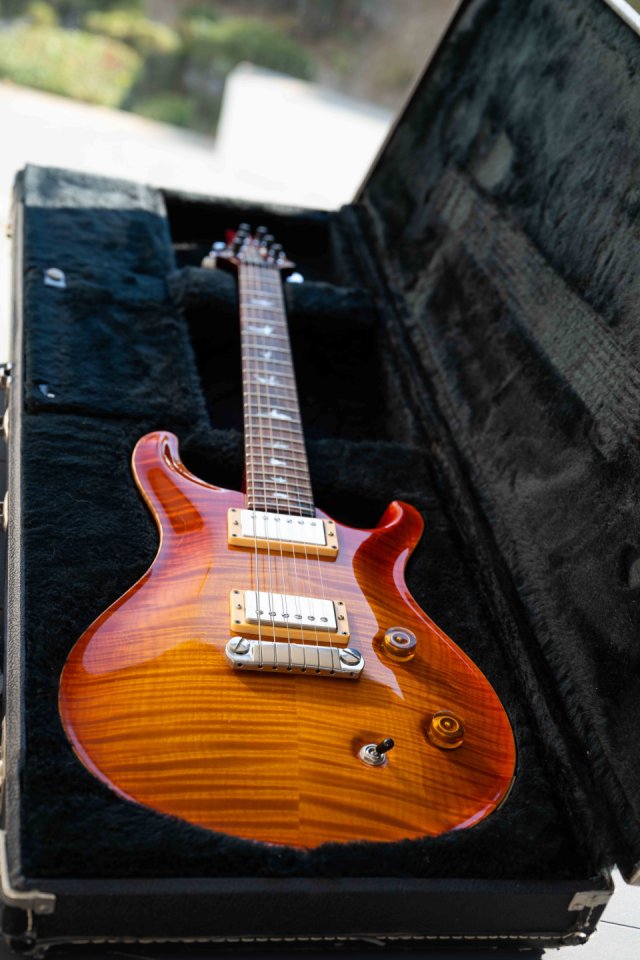 PRS Custom 22 1995 Pre Factory 10 Top, Vintage Sunburst de segunda mano · Foto 2 de 9 · Málaga · 2900 €