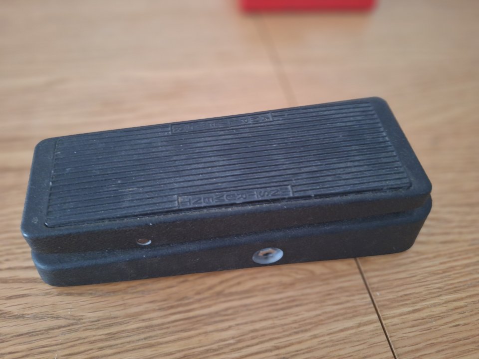 Dunlop Crybaby GCB95 Wah True Bypass Mod de segunda mano · Foto 4 de 4 · Cádiz · 60 €