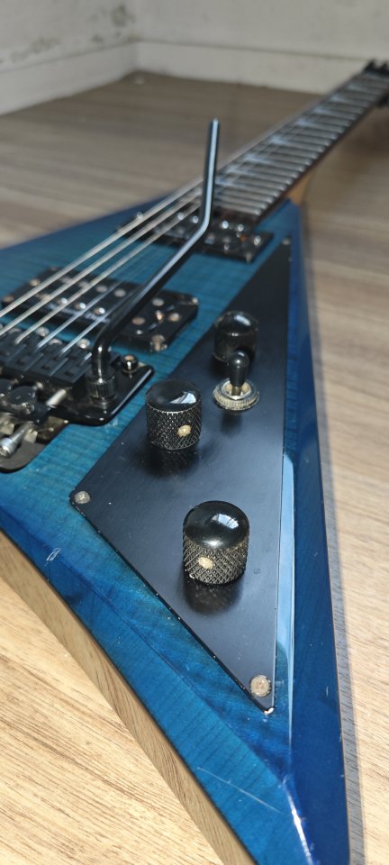 Jackson RR3 TBL Japonesa