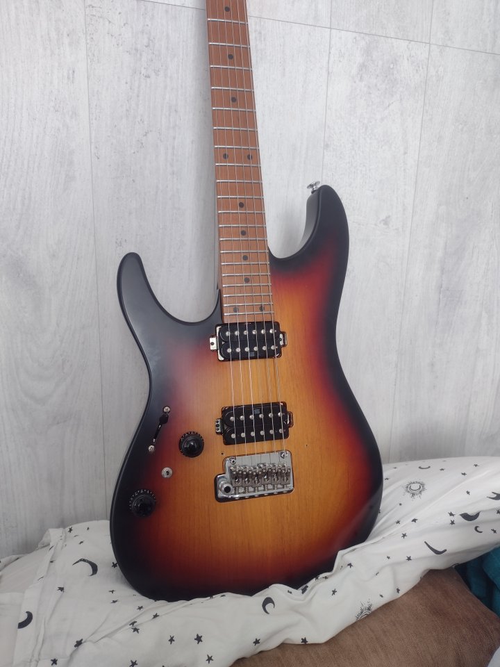 Ibanez AZ2402L-TFF Prestige zurda 2020  - Tri Fade Burst Flat