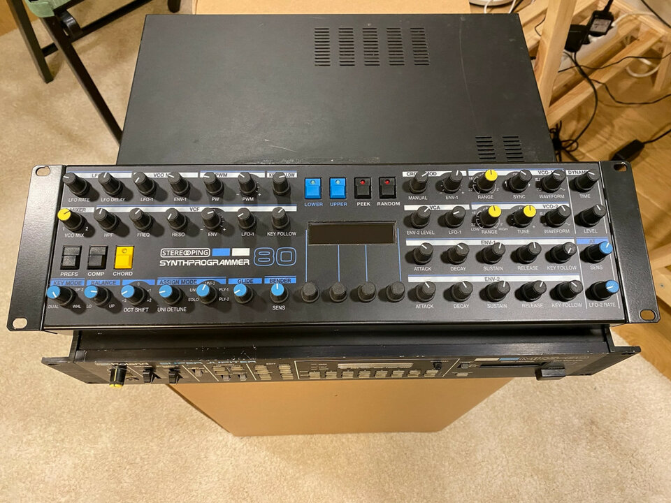 Roland MKS-80 Super Jupiter rev5 + Stereoping synthprogrammer