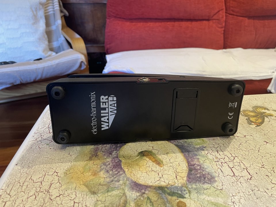 ElectroHarmonix wailer wah