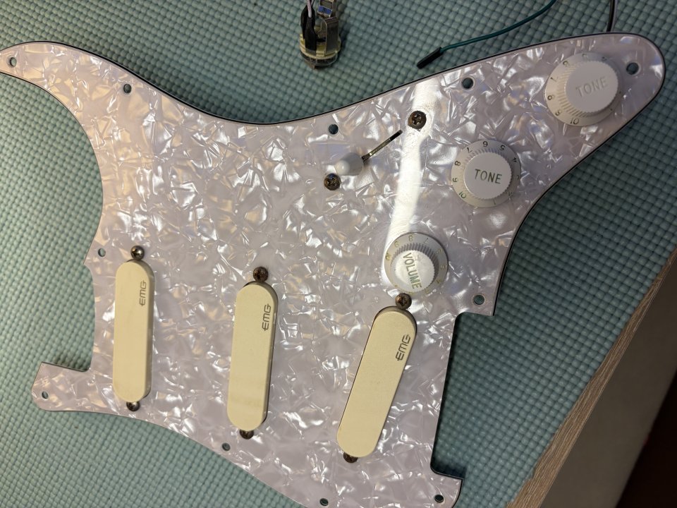 Golpeador cargado EMG G20 David Gilmour