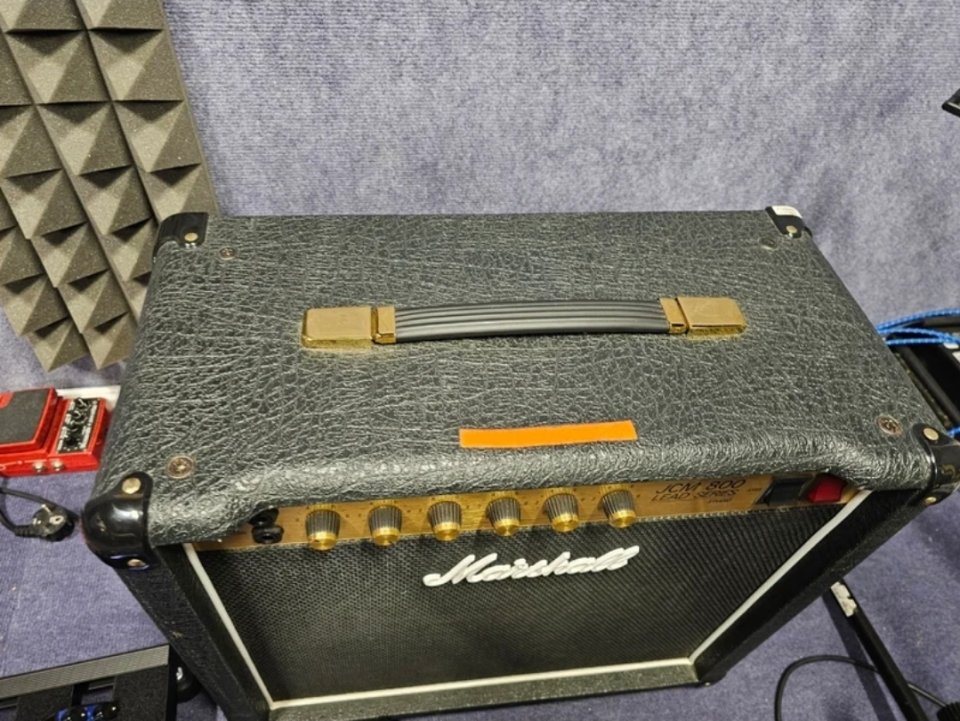 Marshall Jcm 800