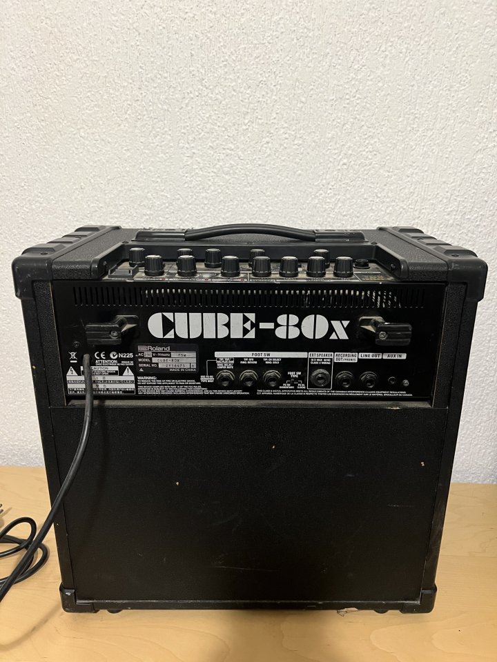 Amplificador Roland Cube 80X