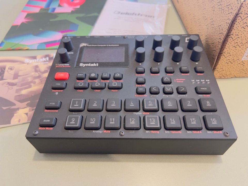 Elektron Syntakt