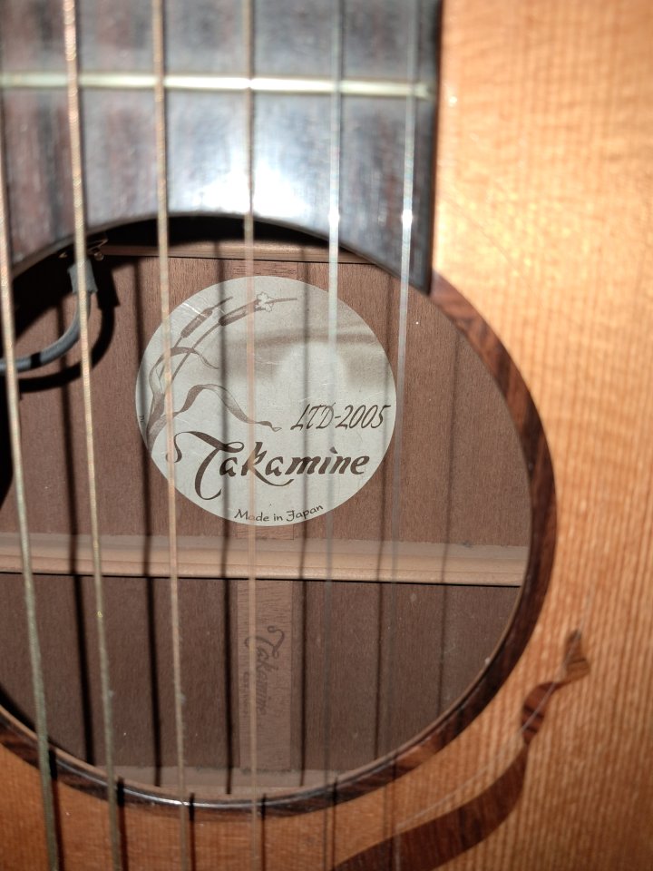 Guitarra Takamine LTD-2005 Edición Limitada de segunda mano · Foto 5 de 5 · Barcelona · 1200 €