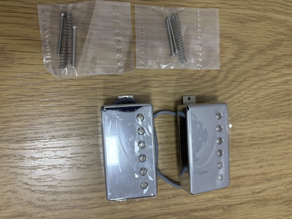 Pastillas Gibson Buursbucker Pro+Placa PCB de segunda mano · Foto 1 de 4 · Bizkaia · 285 €