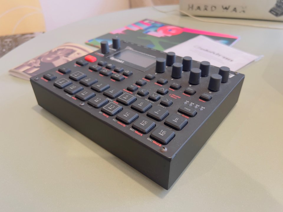 Elektron Syntakt