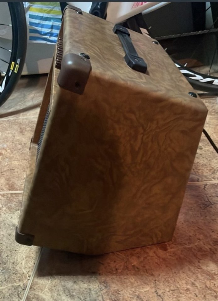 Amplificador de guitarra Española/Acustica de segunda mano · Foto 3 de 5 · Granada · 50 €