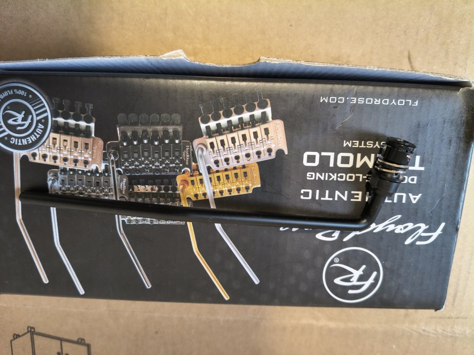 Palanca Tremolo Floyd Rose Original de segunda mano · Foto 1 de 2 · Barcelona · 15 €