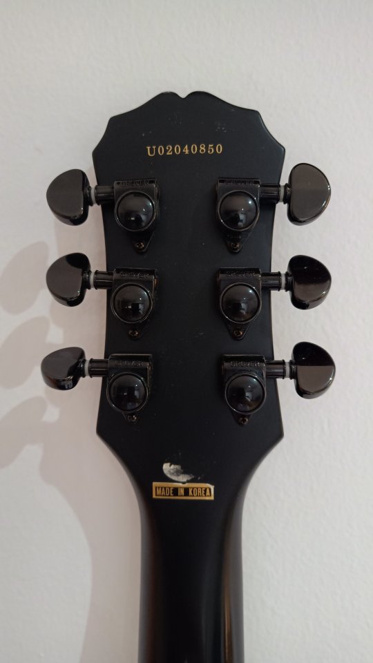 Epiphone SG Goth 2002 Corea Unsung + Grover de segunda mano · Foto 2 de 5 · Zaragoza · 450 €