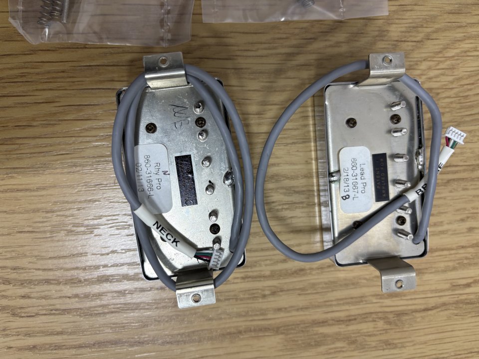 Pastillas Gibson Buursbucker Pro+Placa PCB de segunda mano · Foto 2 de 4 · Bizkaia · 285 €