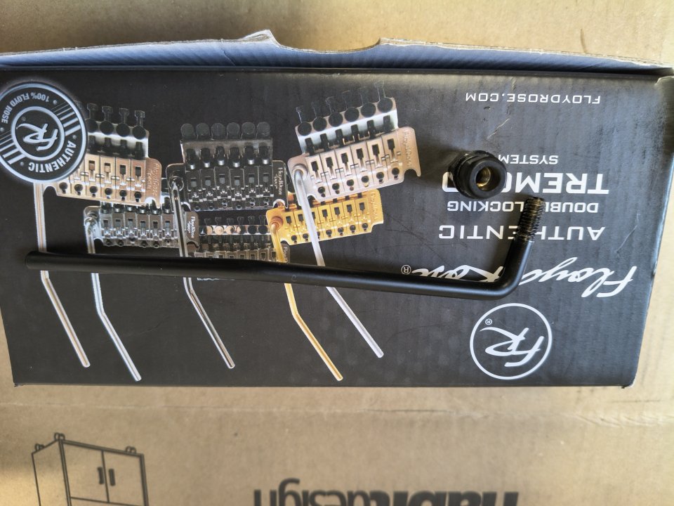 Palanca Tremolo Floyd Rose Original de segunda mano · Foto 2 de 2 · Barcelona · 15 €