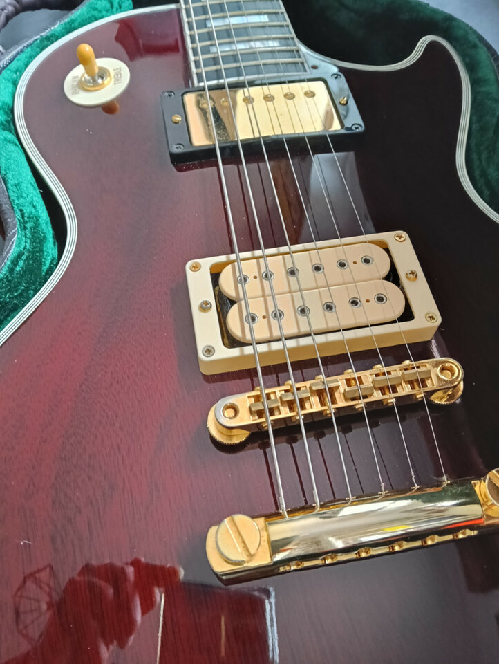 Les Paul custom tokai premium cambio 235