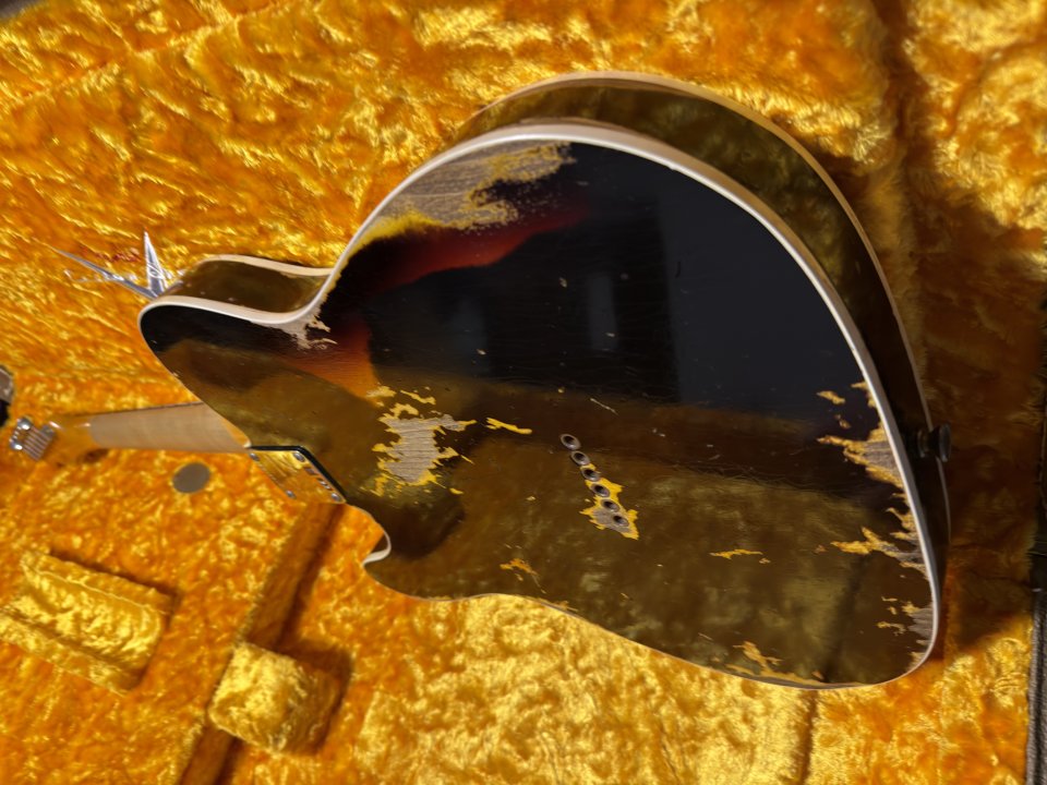 Fender Telecaster Custom Shop 60s Heavy Relic HS Black over Sunburst