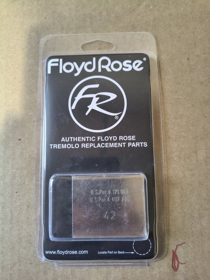Bloque Floyd Rose de segunda mano · Foto 1 de 3 · Barcelona · 15 €