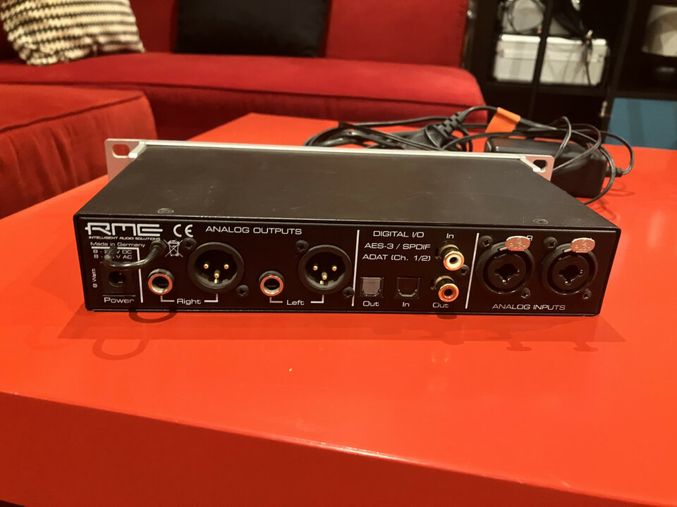 VENDO RME AD/ DA Converter ADI-2 de segunda mano · Foto 2 de 3 · Sevilla · 320 €