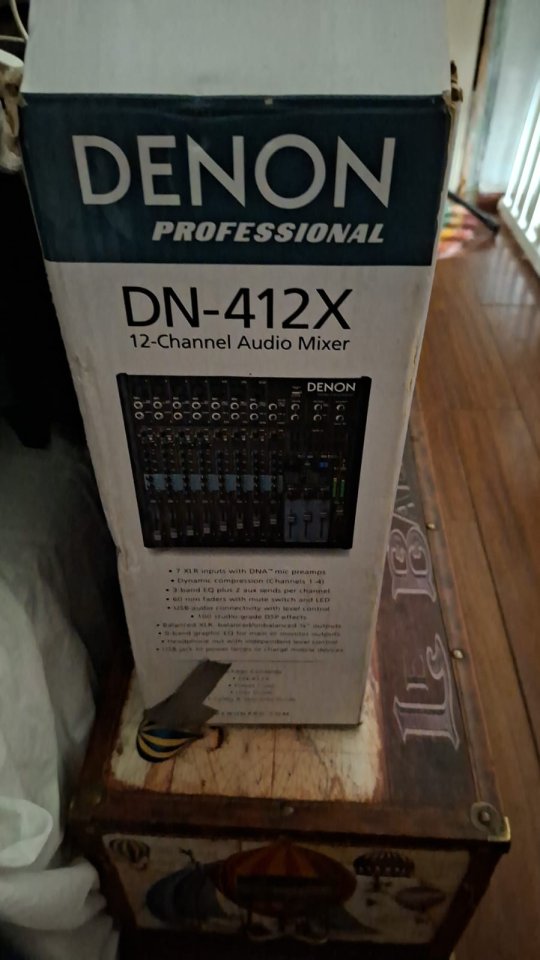 Mesa de mezclas Denon professional DN_412X de segunda mano · Foto 4 de 5 · Cantabria · 120 €